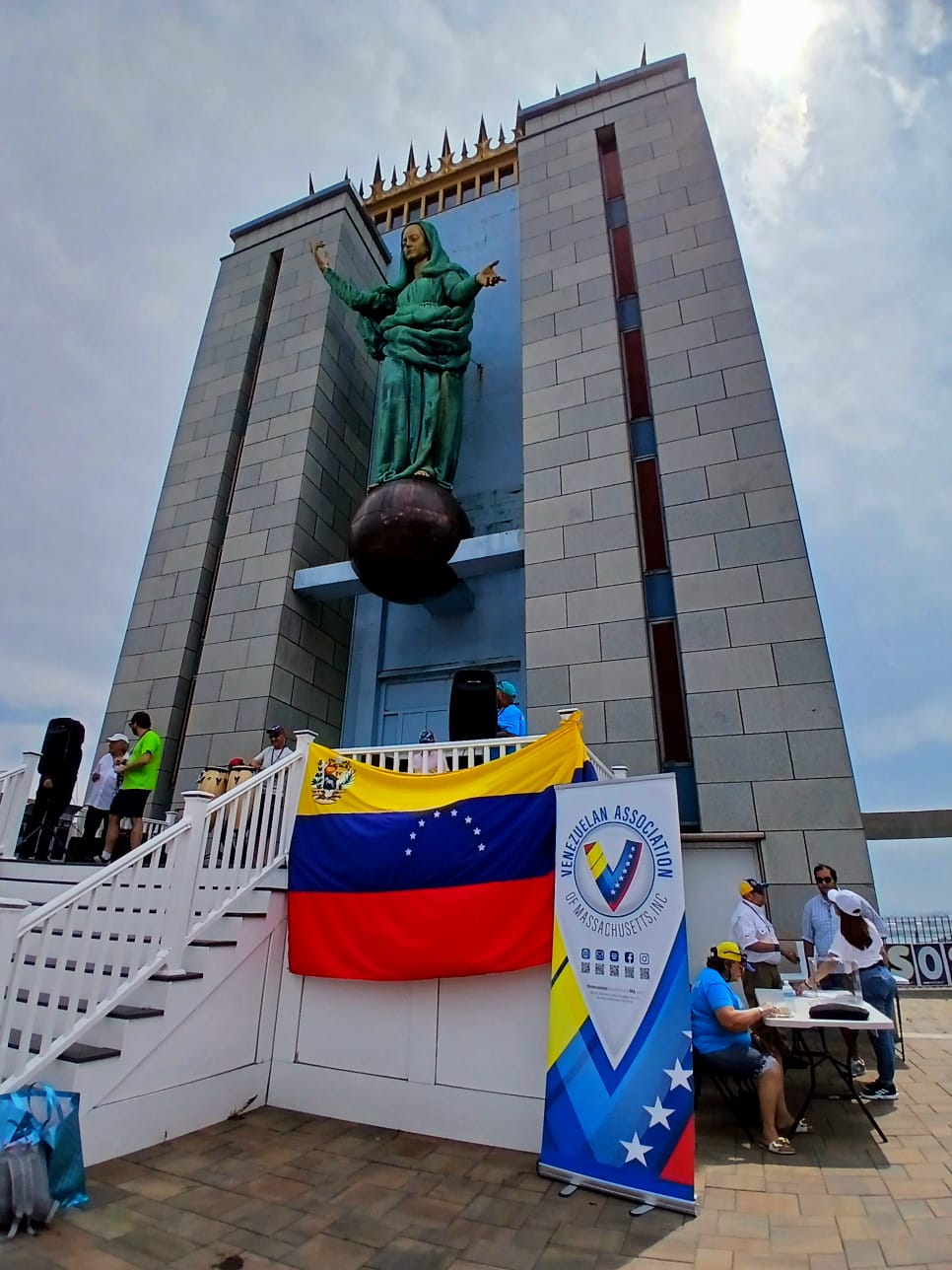 Venezuelan Association of Massachusetts gathering at a landmark
